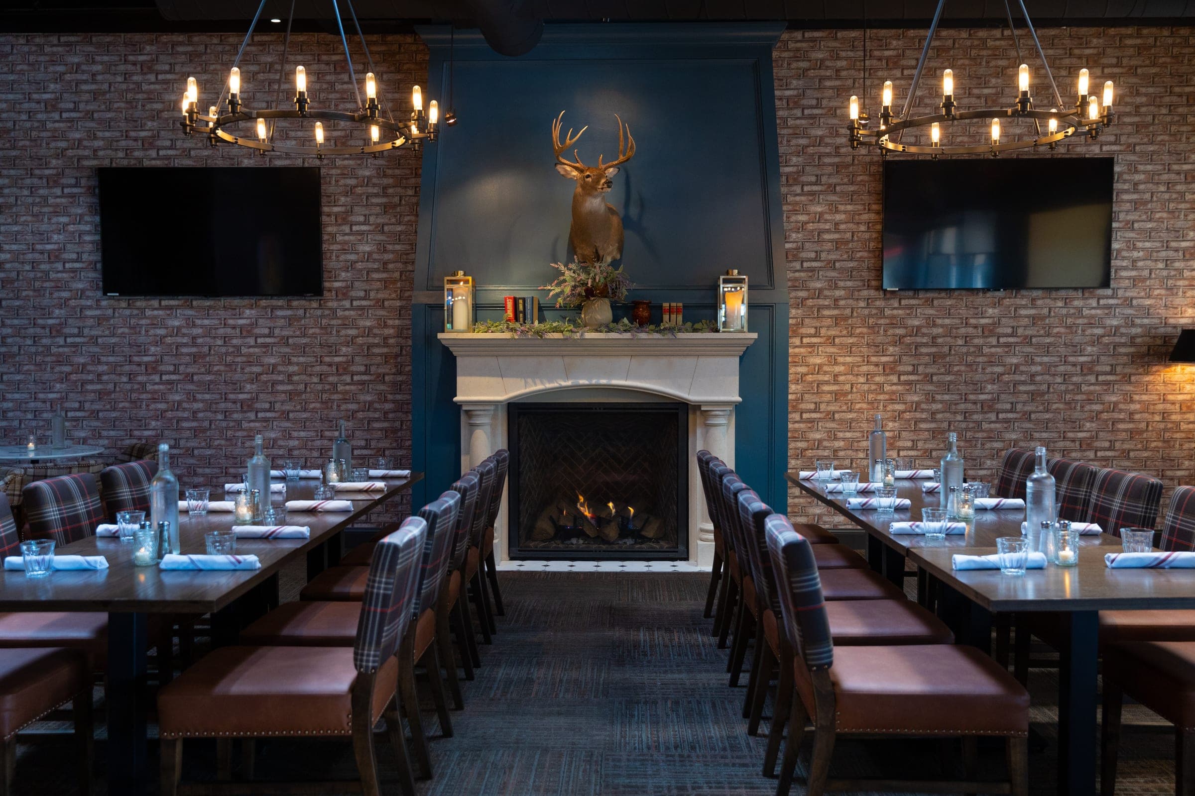 Private event venue with fireplace at Will's+Bill's – Berwyn PA restaurant events